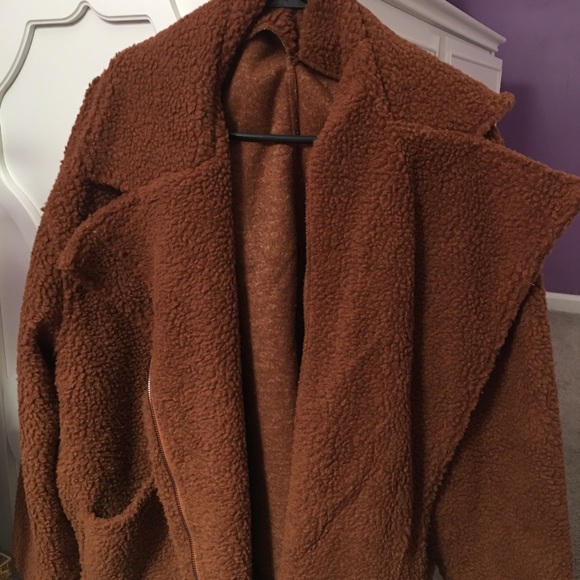 Coat - Picture 1 of 2